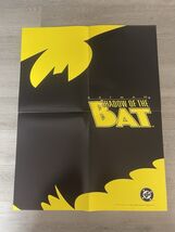 Batman Shadow Of The Bat Original Poster 17x22” Folded DC Comics 1992 CV JD - $163.87 MXN Batman Shadow Of The Bat Original Poster 17x22” Folded DC Comics 1992 CV JD - $163.87 MXN