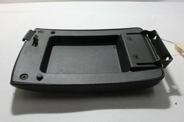2005-2006 SAAB 9-2 AERO CENTER CONSOLE LEATHER ARM REST K8528 image 3