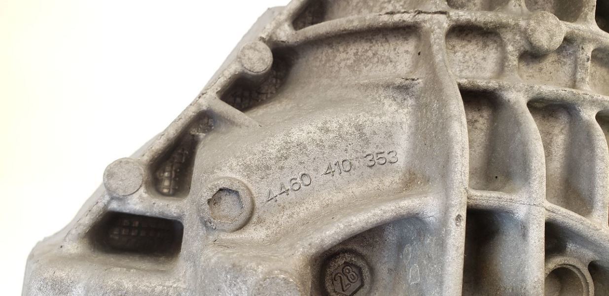 2018 Maserati Levante OEM Rear Carrier Differential Assembly Item image 10