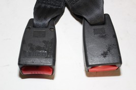 2002-2003 SUBARU WRX IMPREZA REAR MIDDLE SEAT BELT BUCKLES R2616 image 2