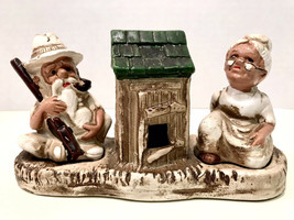 Vintage Hillbilly Ma And Pa With Out House Ceramic Salt &amp; Pepper Shaker ... - £12.55 GBP