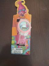Trolls Life Kids Watch - $610.71 MXN