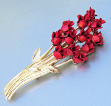 Danbury Mint Signed DM 97 Red Enamel ROSE BOUQUET Gold Tone Vtg Brooch Pin - $13.81