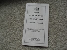 Vintage 1936 Booklet Vehicle Code of Pennsylvania and Student&#39;s Manual - £15.03 GBP