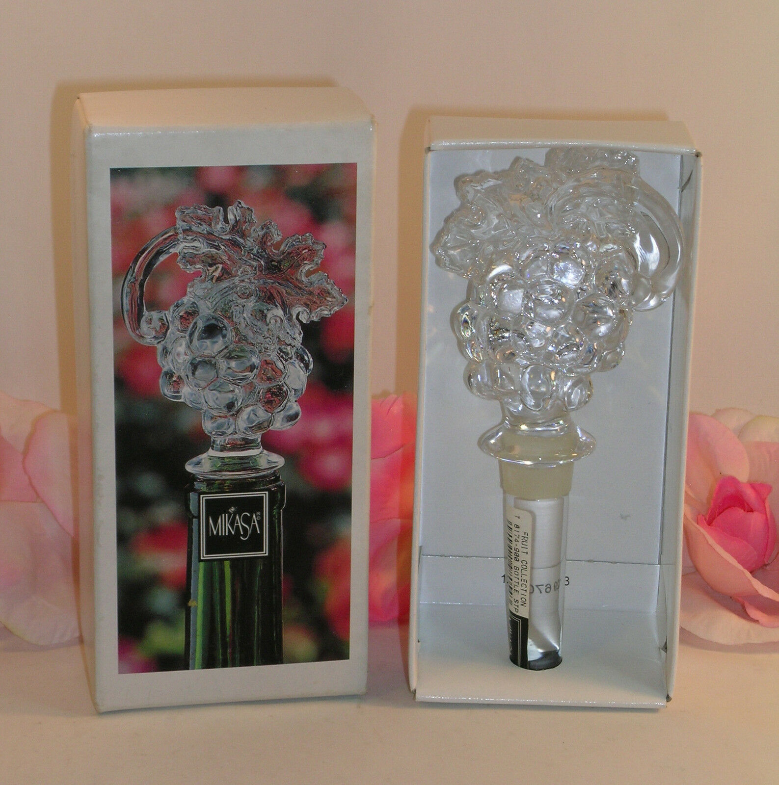 New in Box Mikasa Crystal Wine Bottle Stopper Fruit Collection Grapes Vine Leaf - $19.99