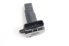 00-05 TOYOTA CELICA MAF MASS AIR FLOW METER SENSOR E2334 image 6