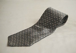 Vintage Van Heusen Men&#39;s Necktie 100% Silk Tie 58&quot; RN 43170 Geometric Design USA - £6.22 GBP