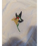 9 x 9 Handkerchief With Hummingbird &amp; Flower. - $186.40 MXN