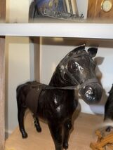 Antique Standing Leather Horse - $2,296.99 MXN