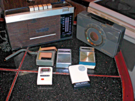 Vintage Lot Of 6 Transistor Radios - All Tested/Work - rca tube and 2 walkmans - £61.91 GBP