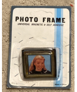 Vintage 1970&#39;s Photo Frame Refrigerator Magnet with Self-Adhesive Backing - $247.77 MXN