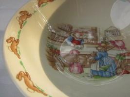 Vintage Royal Doulton England Bunnykins Bone China Piggly&#39;s Store Cereal Bowl 6&quot; - £7.45 GBP