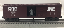 Lionel 6-9217 Soo Line Operating Boxcar - $29.70
