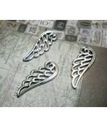 10 Angel Wing Charms Antique Silver Tone Wings Pendants Filigree 24mm - $3.59 CAD