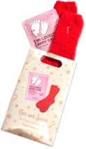 Tonymoly 2-Pc. Cozy and Sweet I&#39;m Lovely Candy Cane Foot Mask &amp; Sock Set - $268.84 MXN