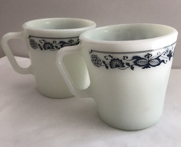 Old Town Blue (Onion) Vintage Pyrex Corning Coffee Mugs Cups Lot 2 “D” Handle - £10.92 GBP