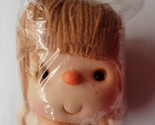 Darice Craft Designer 550018 Doll Head &amp; Hands Light Brown Yarn Hair  - £11.86 GBP