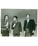 Photo ~ JOHNNY CASH and O.C. SMITH ~ Black and White ~ 8 x 9 ~ GLOSSY - £3.88 GBP
