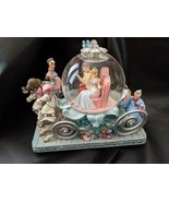 Disney Cenerentola Musicale Palla Di Neve Carrozza Principe Azzurro Così... - $2,524.49 MXN