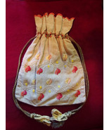 Elaborate  embroidered linen purse brass/fabric drawstring  1910 - $940.55 MXN