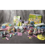 Huge Lot Tyco Bitsy Bears (14) w/ Bitzy Bear Fair Accessories Read Details - $149.59