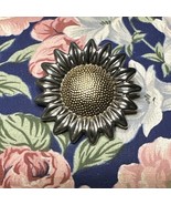 Vintage Gold Tone Best Sunflower Fashion Hook Pendant Fashion Brooch - $20.83 CAD