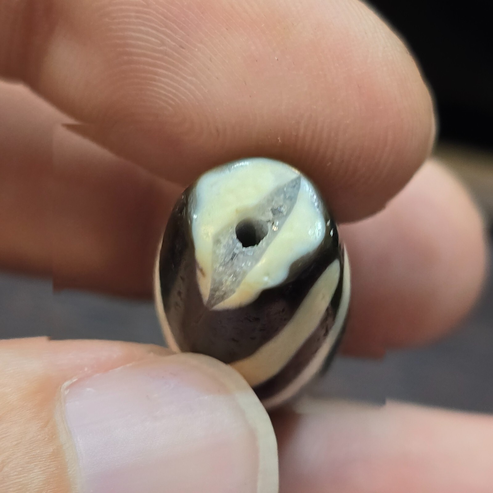 Antiguo tibetano muy único patrón ojo ágata piedra Dzi Bead Amulet Item image 4
