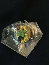 Vintage Toys R Us Geoffrey Pin *Pre Owned/Nice Condition* cc1 - $9.99