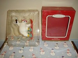 Hallmark 2001 Cool Sport Coca-Cola Polar Bear Ornament - $10.99