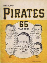 ORIGINAL Vintage 1965 Pittsburgh Pirates Yearbook Roberto Clemente - £46.54 GBP