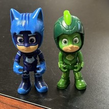 2 PJ Masks Gecko and Catboy in helmet - Approx 3.5&quot; - £8.55 GBP