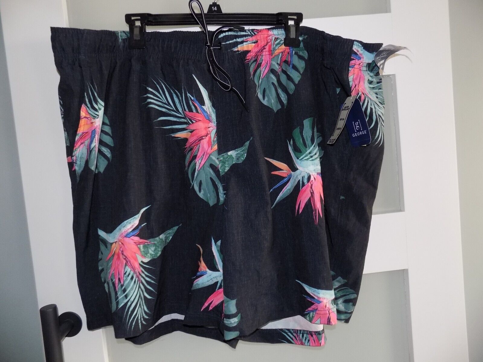 George Above Knee Hawaiian Black E-Board Swim Shorts Size 3XL (48-50) Me... - $20.24