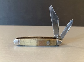 Two Tone 1920/30&#39;s Imperial Two Blade Pocketknife  - £19.66 GBP