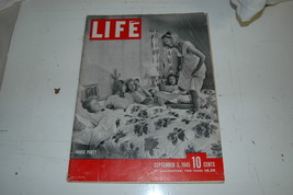 Vintage September 3 1945 Life Magazine House Party Sexy Girls Cover Camels Ads - £18.77 GBP