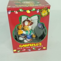 PAWS Garfield&#39;s Trim-A-Tree Baseball Christmas Ornament 1996 Vintage NEW - £20.11 GBP