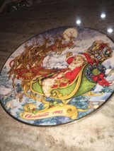 Avon special Christmas Delivery 1993 Plate Santa Clause-SHIPS N 24 HRS - £22.98 GBP