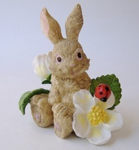 Bunny Rabbit White Flower Statue Figurine Easter Painted Lady Bug Yellow Green - £12.04 GBP