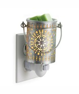 Country plug in wax warmer light in galvanized Tin - $38.29 CAD