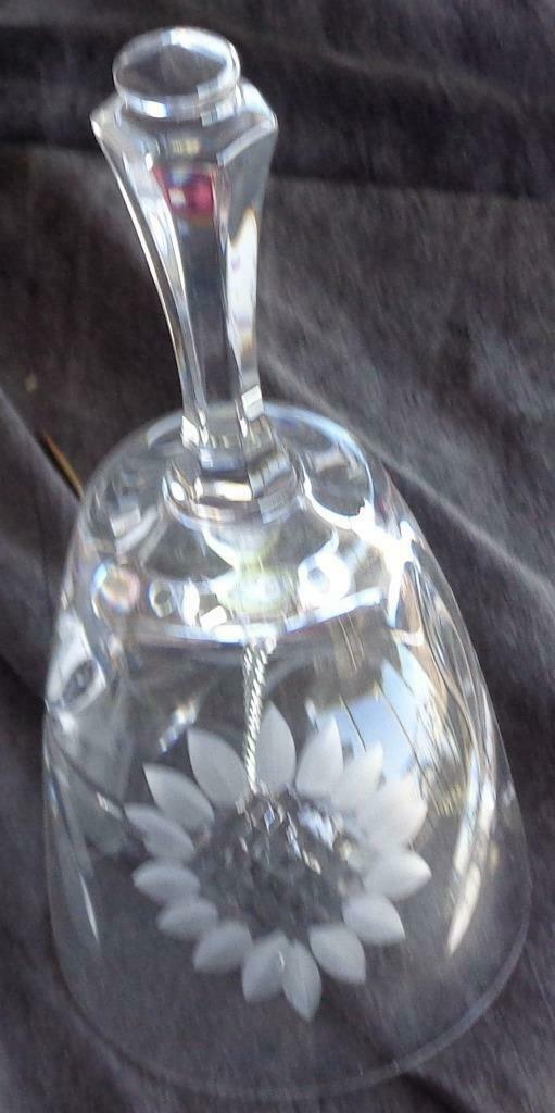 Beautiful Pressed Glass Bell - Etched Sunflower Pattern  GORGEOUS COLLEC... - $24.74