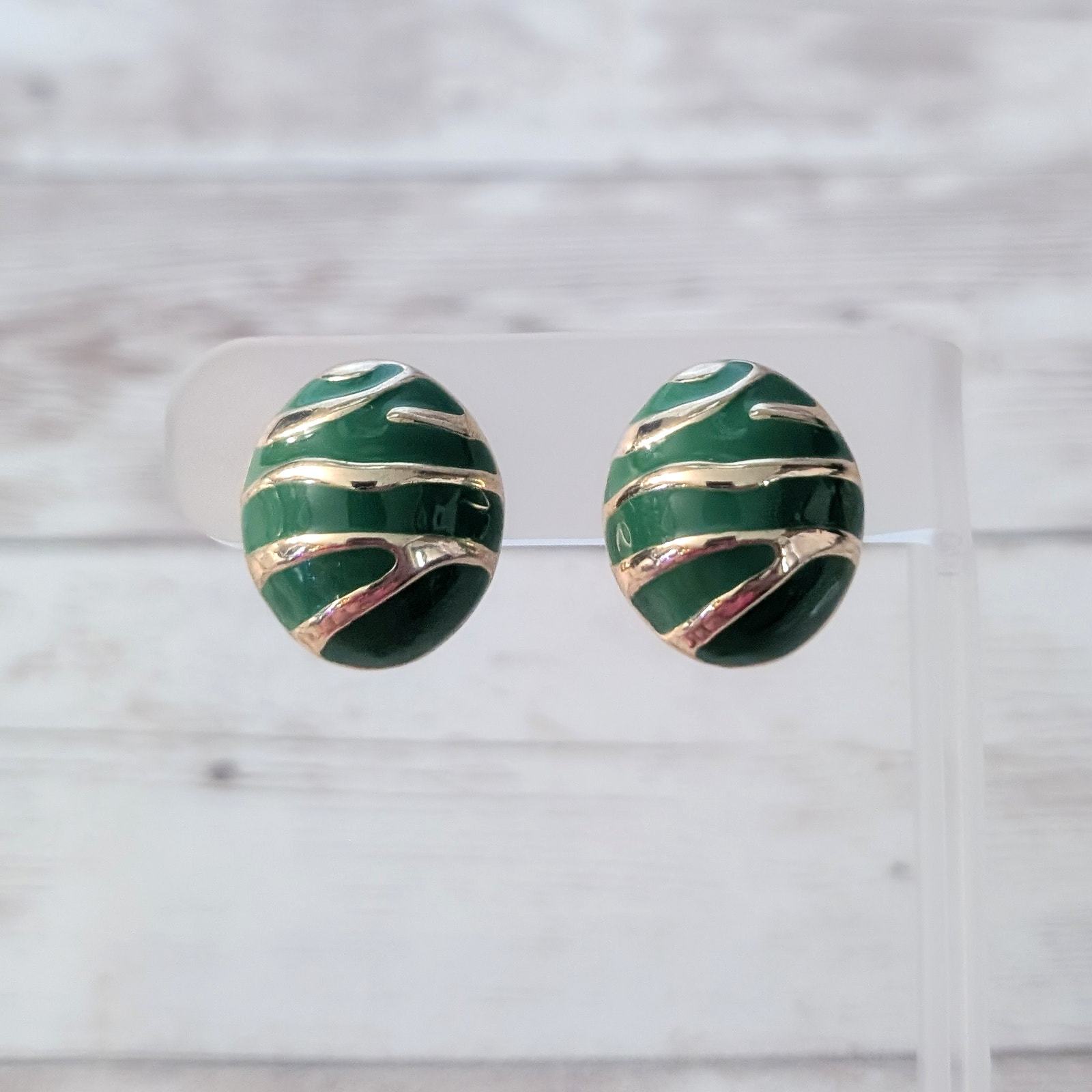 Vintage Clip On Earrings Statement Green &amp; Gold Tone Striped Regal 7/8&quot; - $17.99