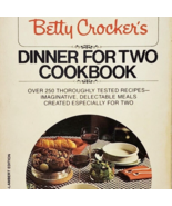1982 Betty Crocker's Dinner For Two Cookbook Vintage Pocket Size Bantam - €17,21 EUR 1982 Betty Crocker's Dinner For Two Cookbook Vintage Pocket Size Bantam - €17,21 EUR