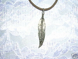 New Simple Eagle Wind Spirit Bird Feather American Pewter Pendant Necklace - £6.79 GBP