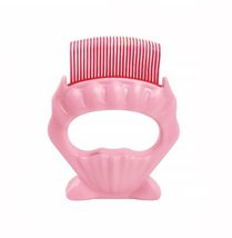 Pet Massage Shell Brush - Pink - £13.38 GBP