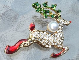 Austrian Crystal and Enamel Reindeer with Faux Pearl Goldtone Brooch - £8.75 GBP