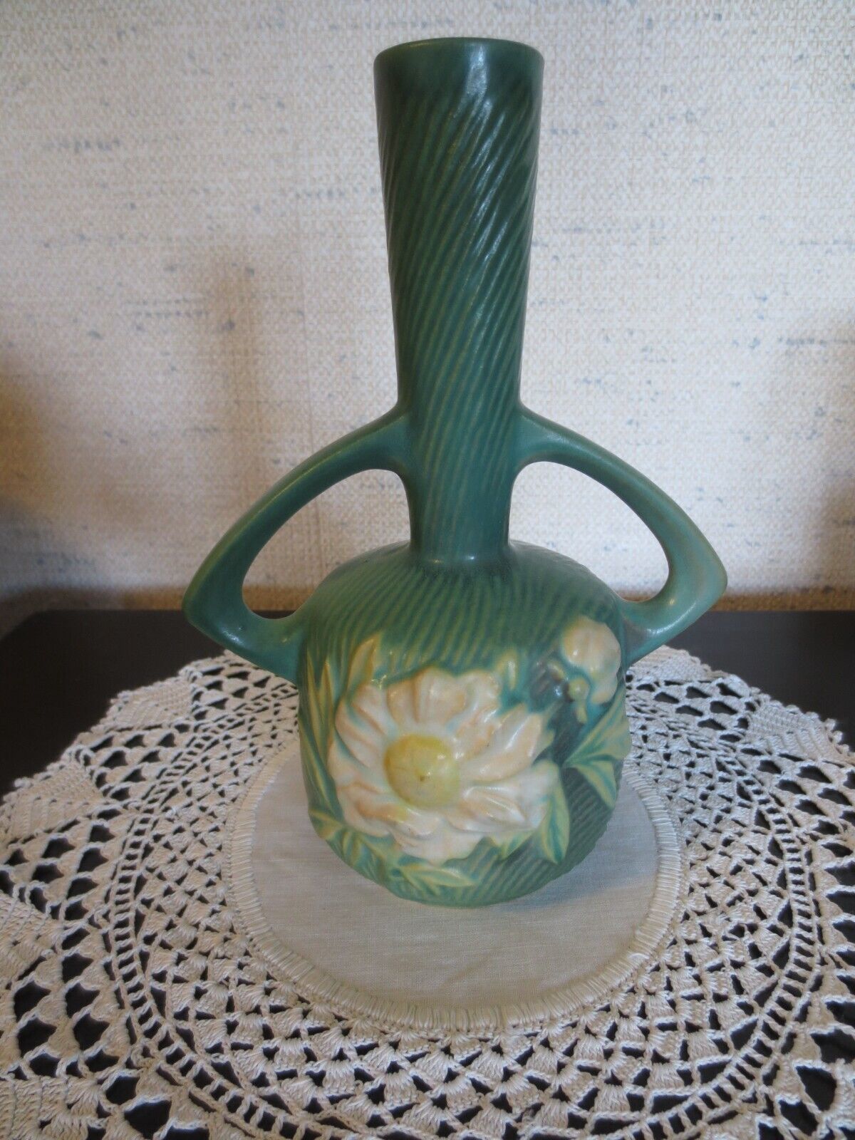 1930&#39;s ROSEVILLE Double Handled PEONY Pottery GREEN VASE (173-7) - 7.5&quot; ... - £43.94 GBP