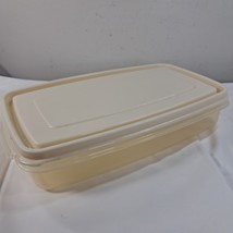 Rubbermaid Servin Saver Storage Container Almond Lid Rectangle #5 4 cups... - $23.00