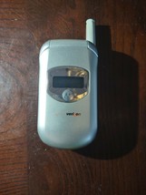 Motorola Verizon flip phone - not tested - $74.70