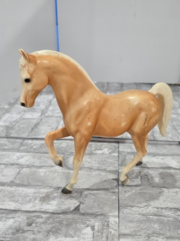 Breyer Horse Mold#4 Faith Family Arabian Stallion Matte Palomino stamp 1... - $15.00