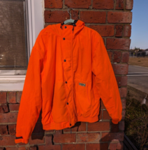 Field &amp; Stream Orange Hunting Jacket Hooded Zipper and Snaps Pockets Lar... - $352.29 MXN