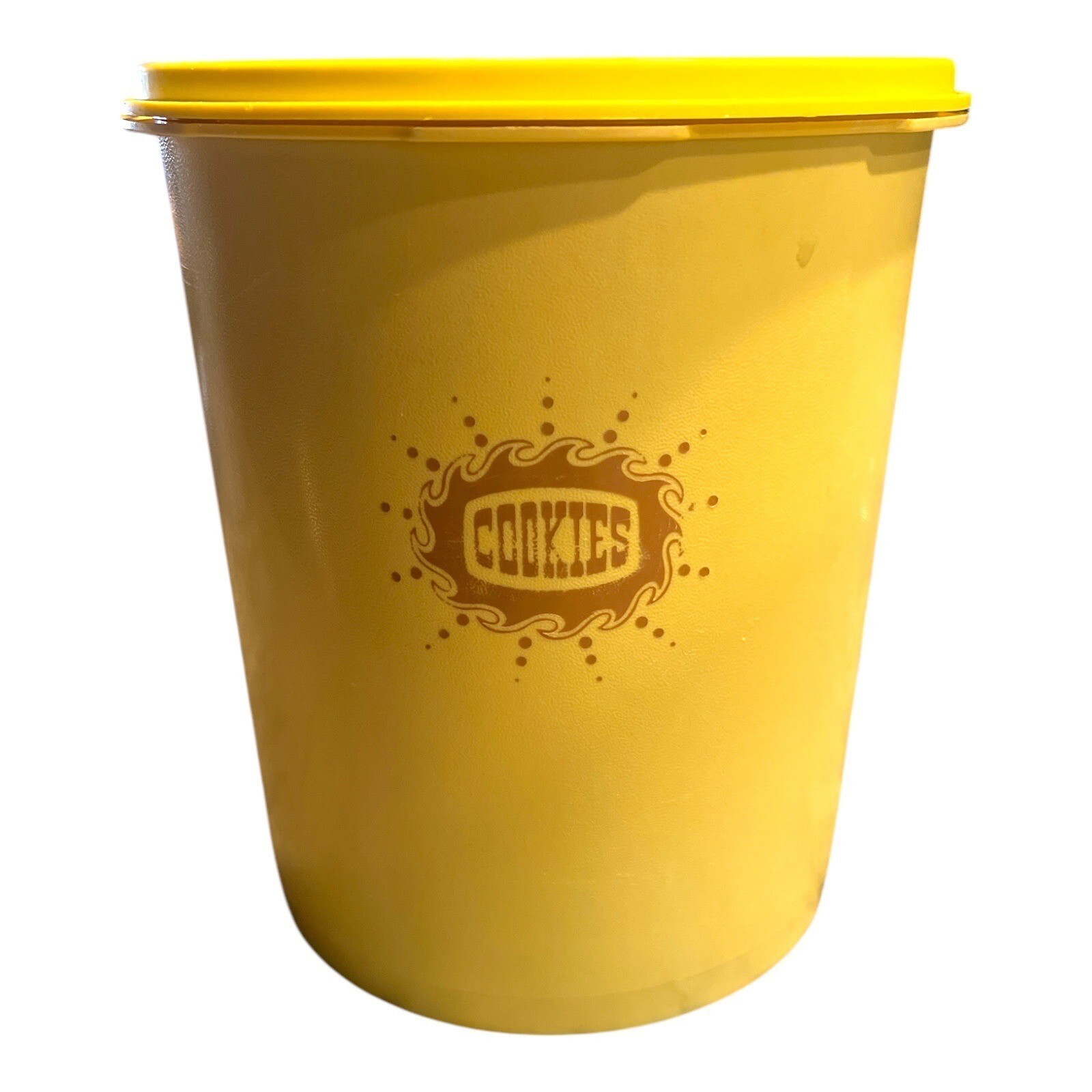 Tupperware Yellow Cookie Canister With Lid 6.5&quot; X 7.5&quot; Vintage Retro Pla... - $28.05